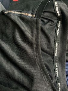 AUTHENTIC NIKE DRI-FIT RUNNING SOLID BLACK TSHIRT