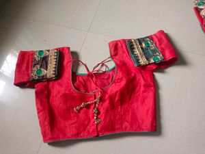 polycell red colour beautiful saree