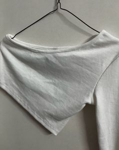 One Shoulder Crop Top Free Shorts