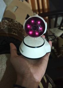 Robotic Wireless IP Security HD Camera (Wifi)