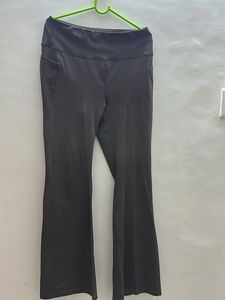 Set Of 2 💫GYM FLARE PANTS Great Quality