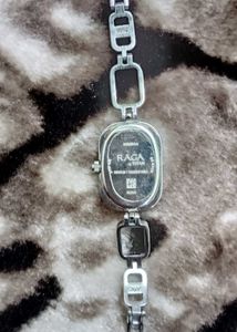 Titan Raga Viva Mother Of Pearl Dial Analog Metal