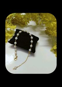Elegant Pearl Bead Bracelet 🌷