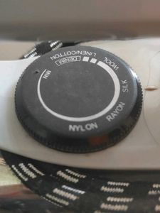 Bajaj Iron Box