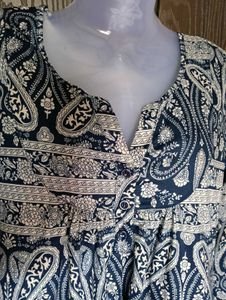 Lot of 3 Women&#39;s Tops