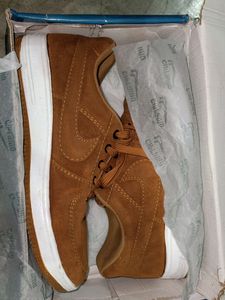 Mens Casual Brown Shoes Uk 8 Size.