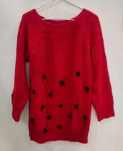 Super cute red pullover ❤️