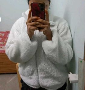 Cozy White Fleece Jacket.srif 1 time wear kiya.