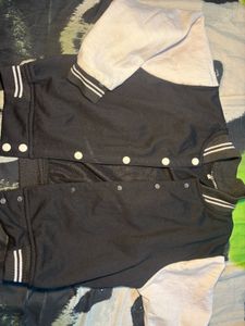 contrast bomber jacket