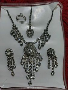 Jewellery Set
