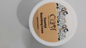 Caryl Nourishing Cream