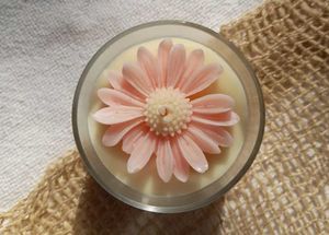 Daisy Glass Candle