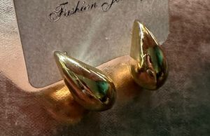 drop earring