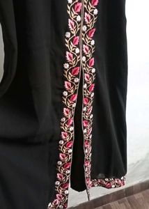Black Kurta Set With Pink Embroidery &amp; Front Slit