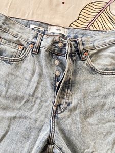 Mango Regular Waist Jeans.