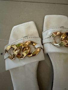 Women Flat