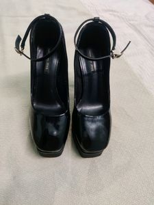 Front Square Platform Heels