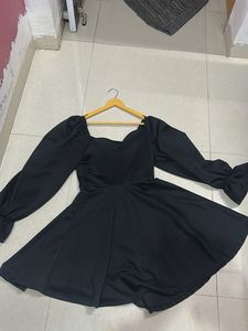 Chic Black Dress