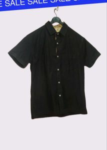 Men&#39;s Black Shirt (Size M)