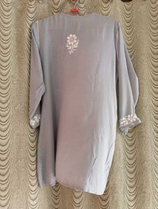 Grey Chikankari Short Kurti ❤️🎀