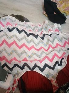 cut sleeve top floral