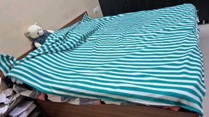 Quilt/ blanket cover