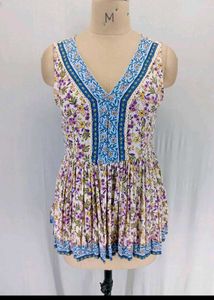 New Sleeveless Back Lace Up Ivory Top