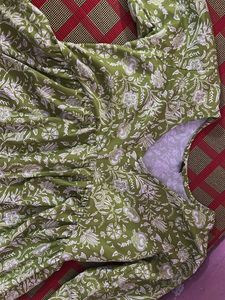 Green Floral Print Top