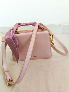 Charles &amp; Keith