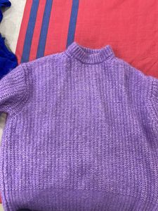 Zara Women Sweater In Excellent Condition
