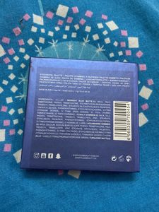 HUDA Beauty Sapphire Obsessions
