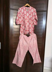 Women Red Printed Cotton Night Suit