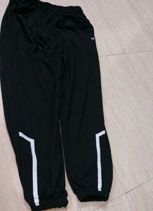 HRX Women Stripped Detail Lifestyle Joggers..