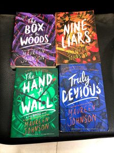 Maureen Johnson Book Bundle