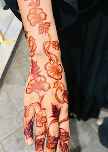 Mehendi Cone