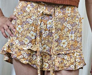 Floral Ruffle Shorts