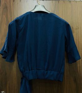 🦋Elegant Navy Blue Wrap Crop Top🦋
