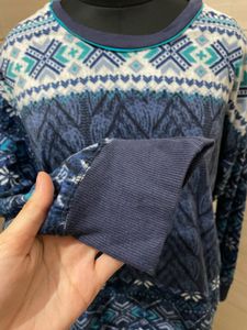 New with tag Blue Patterned Pullover