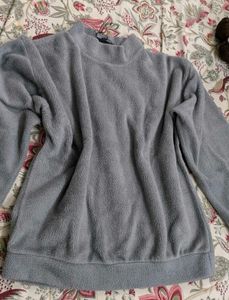 Grey Sweatshirt