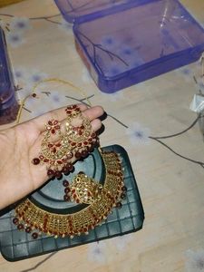 Necklace, Earings,, Mangtika
