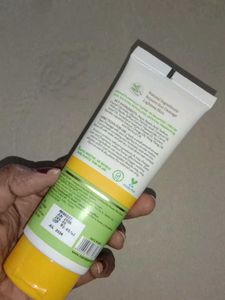Mama Earth Ubtan Face Wash