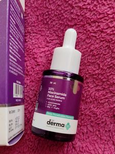 The Derma Co. Face serum