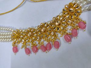 Elegant Pearl Blossom Neckpiece