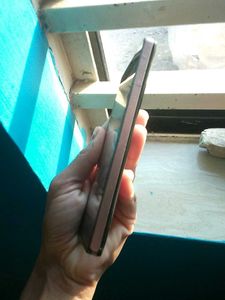 Lyf Dead Phone