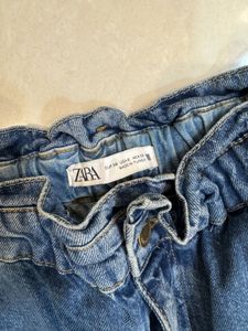Sale! ZARA Classic Mom Jeans / High Waist - 28