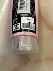Emily in Paris Moisturizer - cosiq