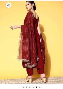 Varanga Red Suit Set
