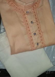Men Kurta Pyjama Set