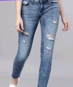 Tokyo Talkies Women Super Skinny Distressed Jeans