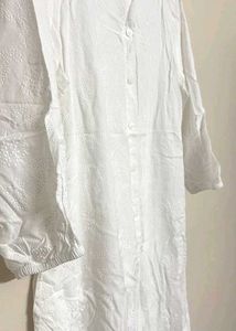 White Embroidered Kurta🤍